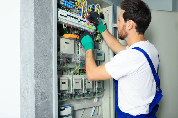 Best Affordable Emergency Electrician  in Beech Mountain Lakes, PA